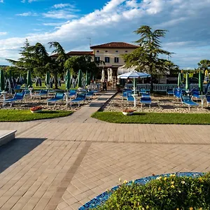 Sara Hotel