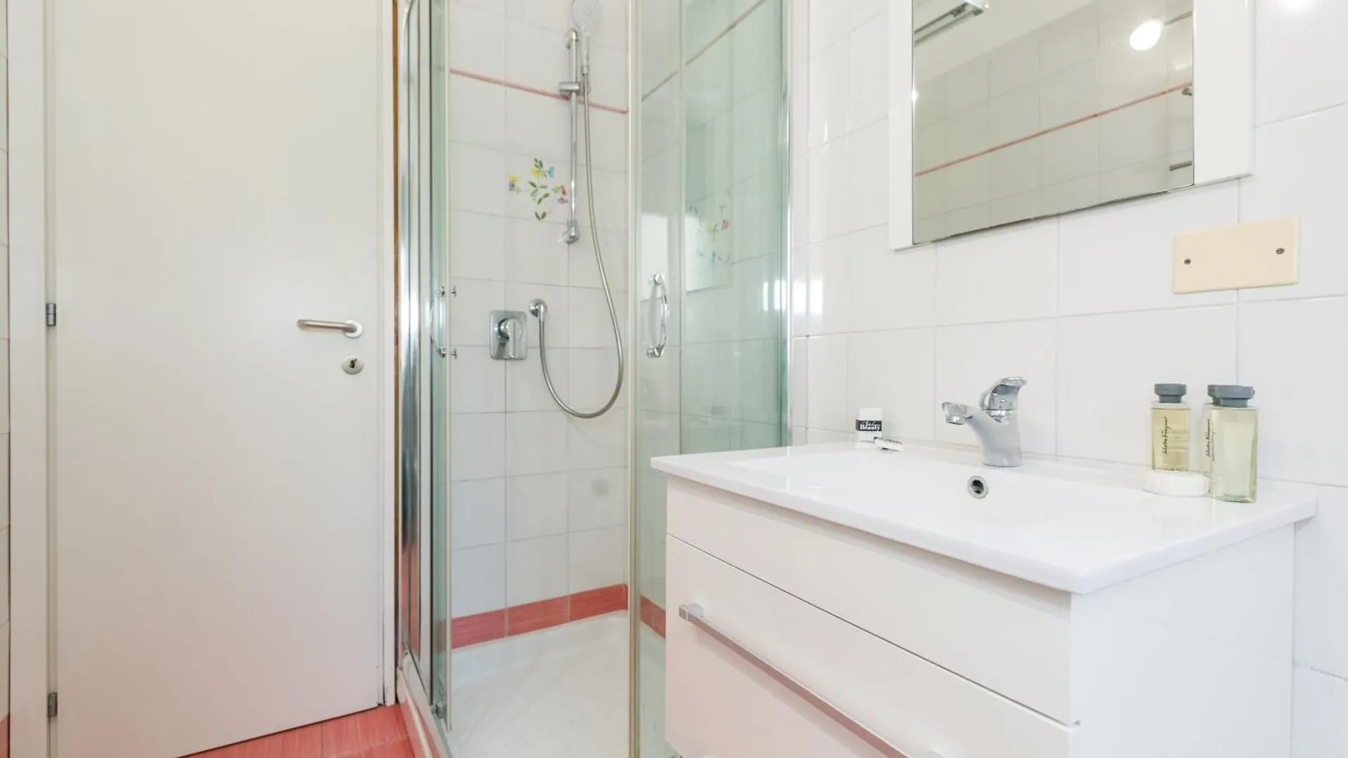 Hapton House Elite2 Comodo - Free Park - Accesso Easy A Venezia Apartment Mestre 0*,